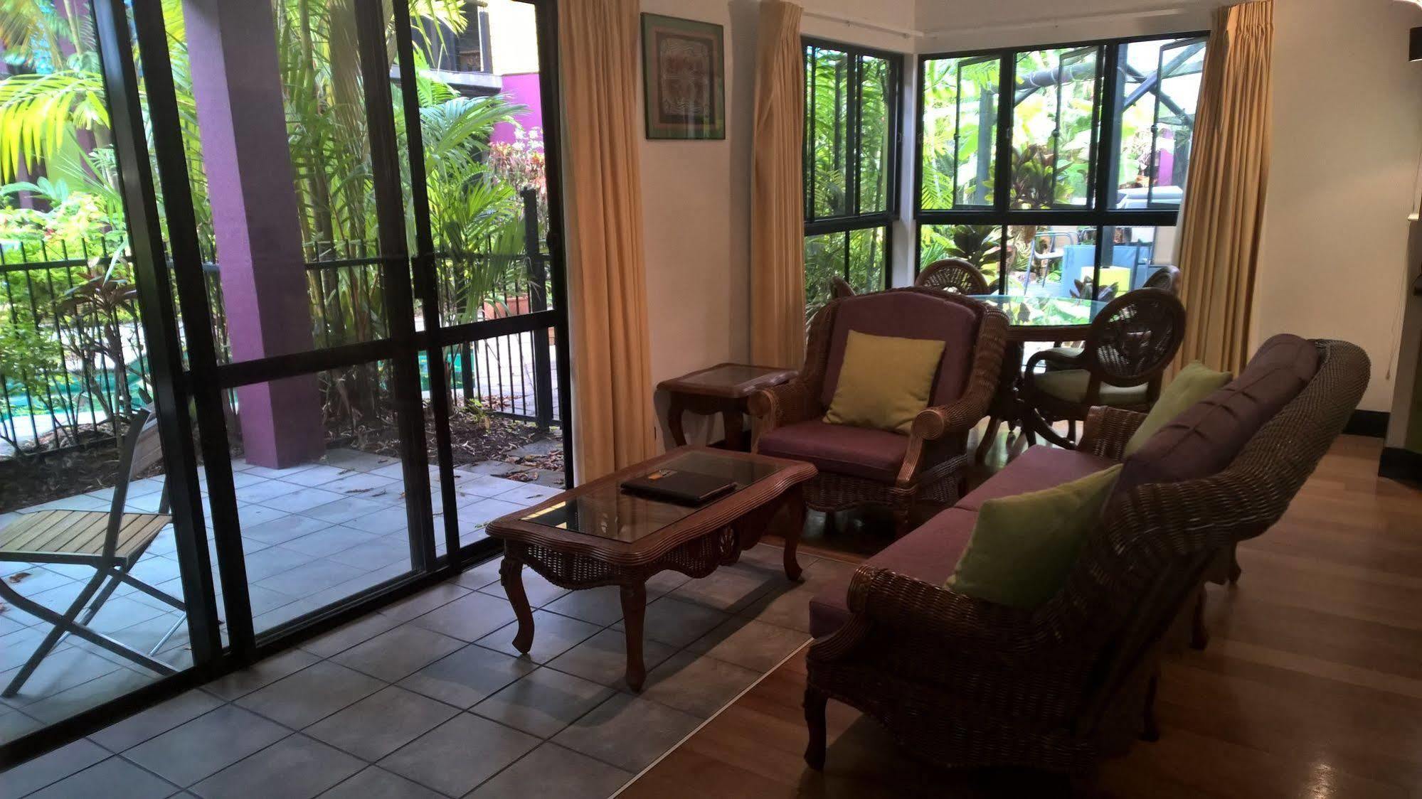 Dreamcatcher Beach-Side Apartments Port Douglas Eksteriør bilde